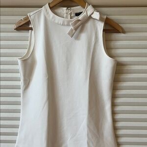 Ann Taylor Cream Sleeveless Blouse with Bow Detail